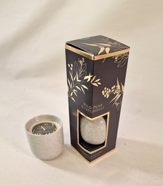 Wild Pear Patchouli Candle Pot - Elegant Home Fragrance Gift