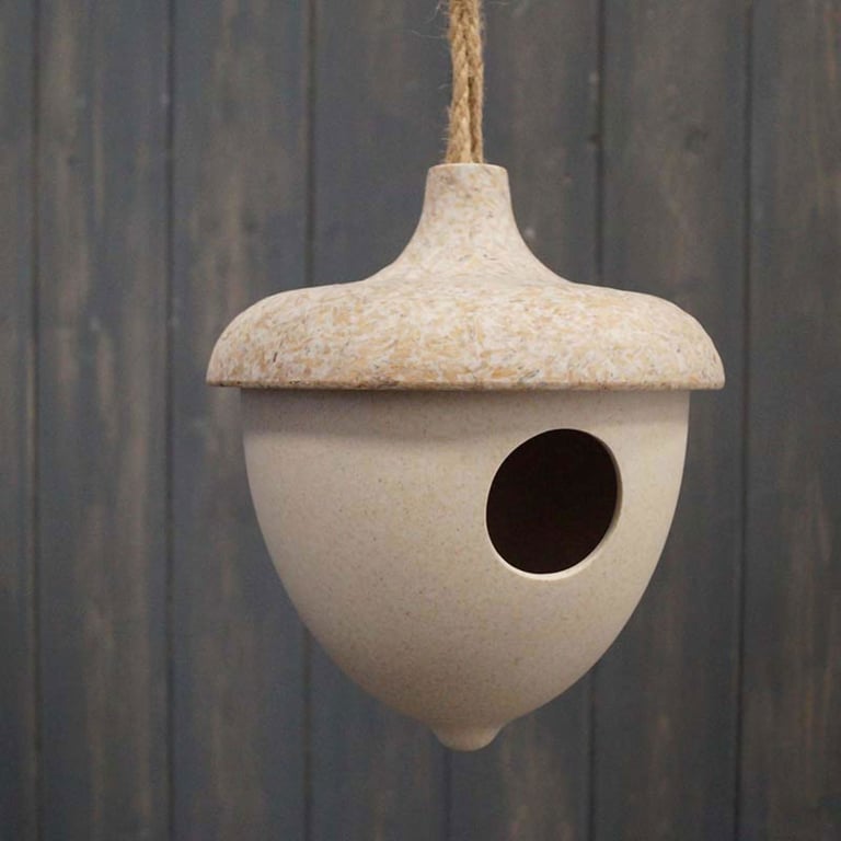 Earthy Oatmeal Chaff Bamboo Birdhouse - Sustainable & Eco-Friendly Hanging House