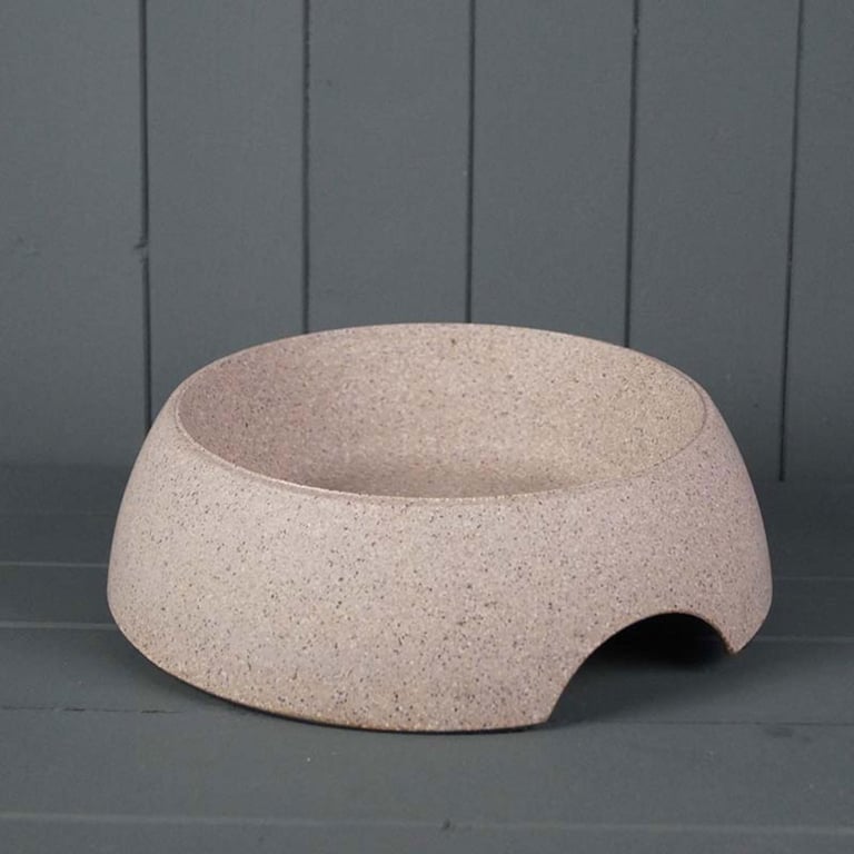 Earthy Pet Bowl Made with Nuts - Sustainable, Eco-Friendly, Vegan-Friendly Compostable Pet Dishes 28cm