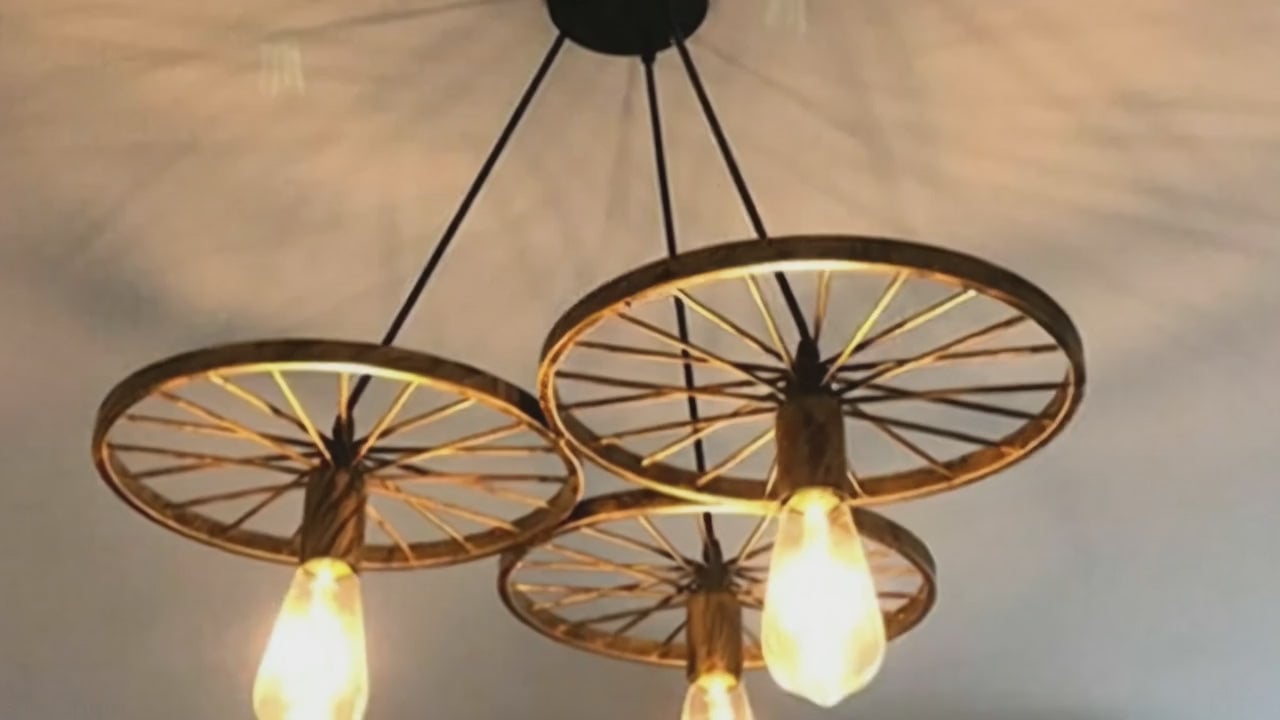 Industrial Wheel Pendant Light - Rustic Red/Brushed Silver 220V-250V Ceiling Lamp