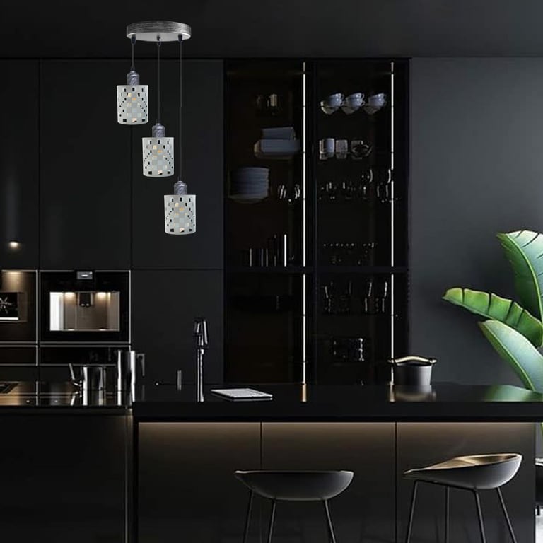 Vintage Metal Hollow Pendant Light - E27 Base with Romantic Atmosphere Lighting Fixture