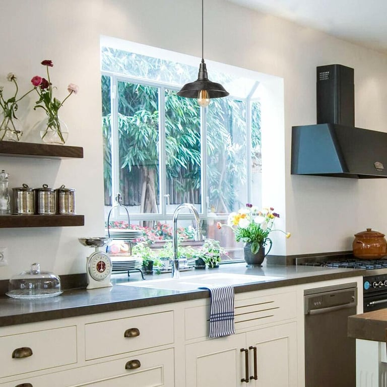Retro Metal Pendant Light - Vintage Industrial Shade for Kitchen Ceiling