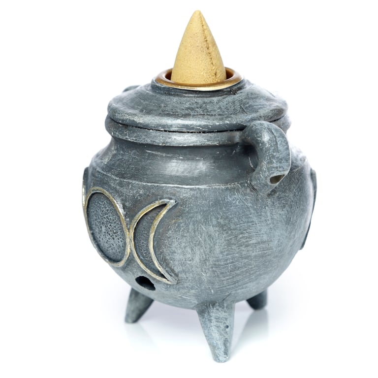 Backflow Incense Burner - Magic Cauldron Resin and Metal, 30 Minute Halloween Burner for Backflow Cones