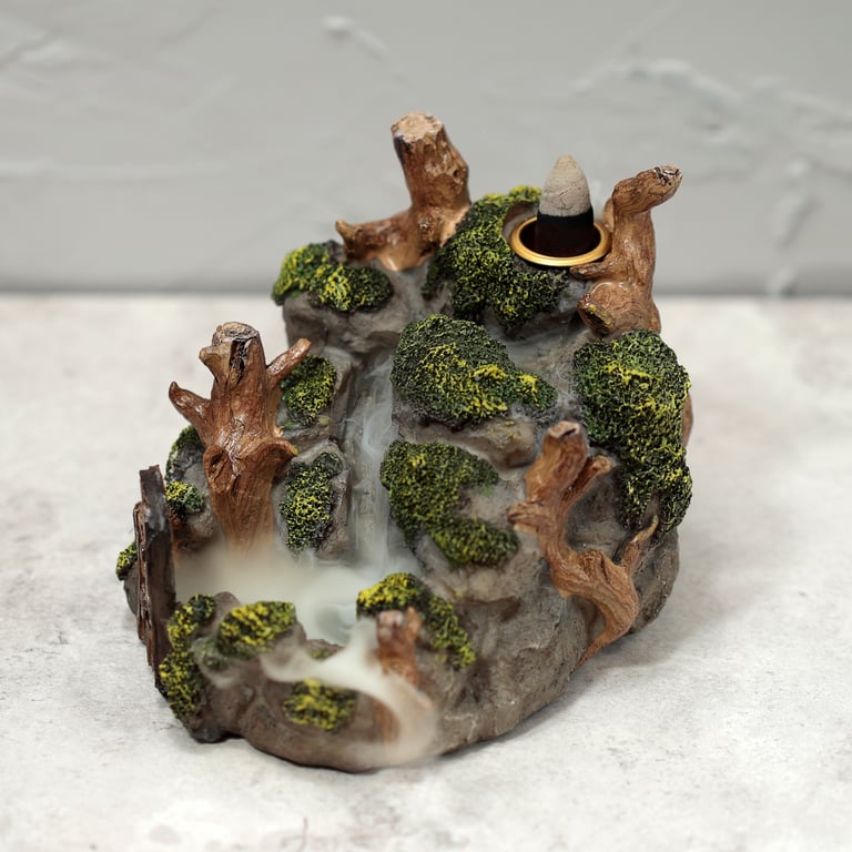 Ancient Woodland Secret Cave Backflow Incense Burner - Resin & Metal, 30-Minute Burn Time