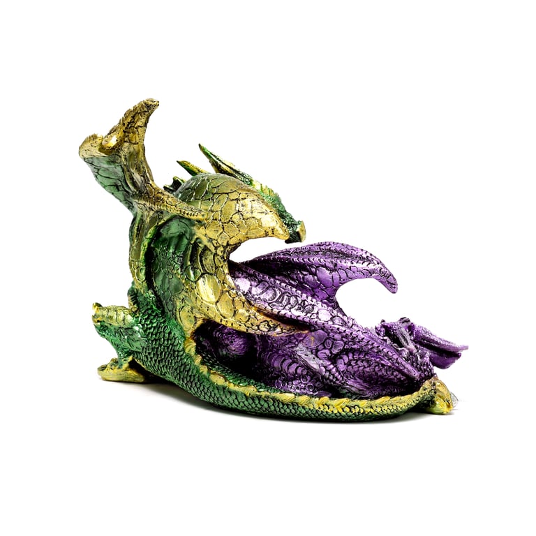 Enchanted Nightmare Dragon Resin Fantasy Sculpture - Home Decor Dragon Family Decoration
