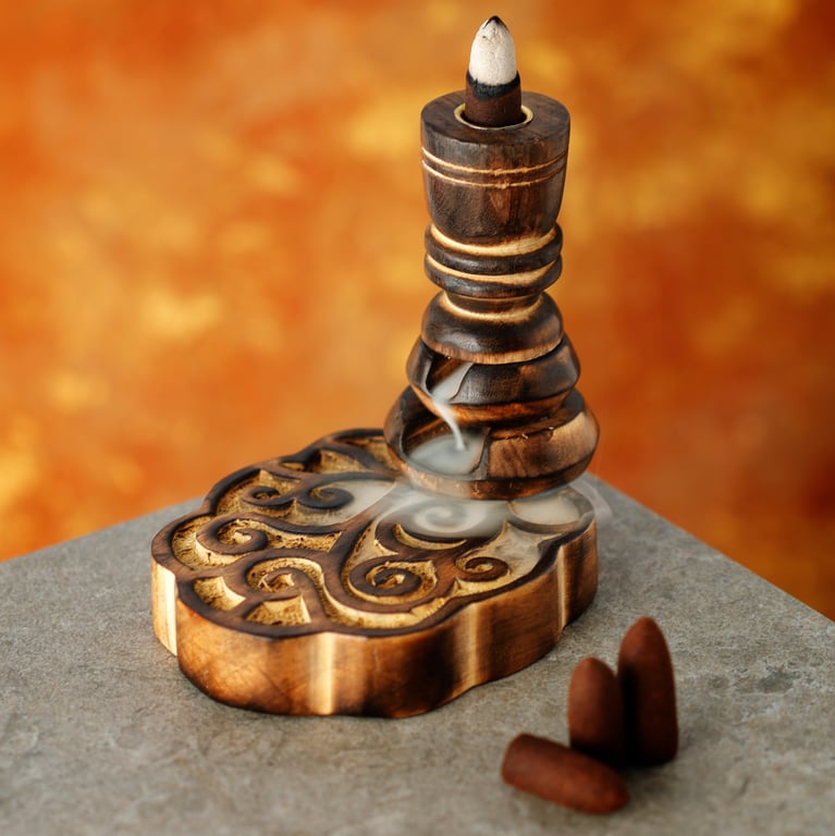 Mango Wood Backflow Incense Burner - Natural Heatproof Design