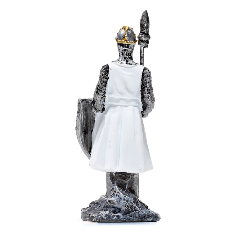 Fantasy Knight Protector Resin Ornament - Crusader Knight Decoration Statue
