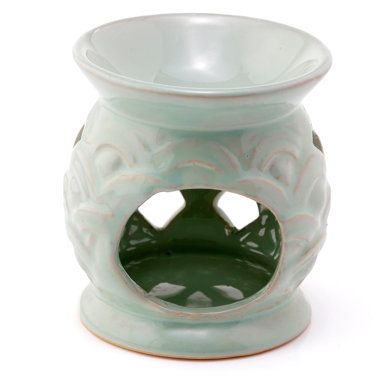 Dolomite Ceramic Eden Oil Burner - Scallop Cut Out Design for Home Fragrance