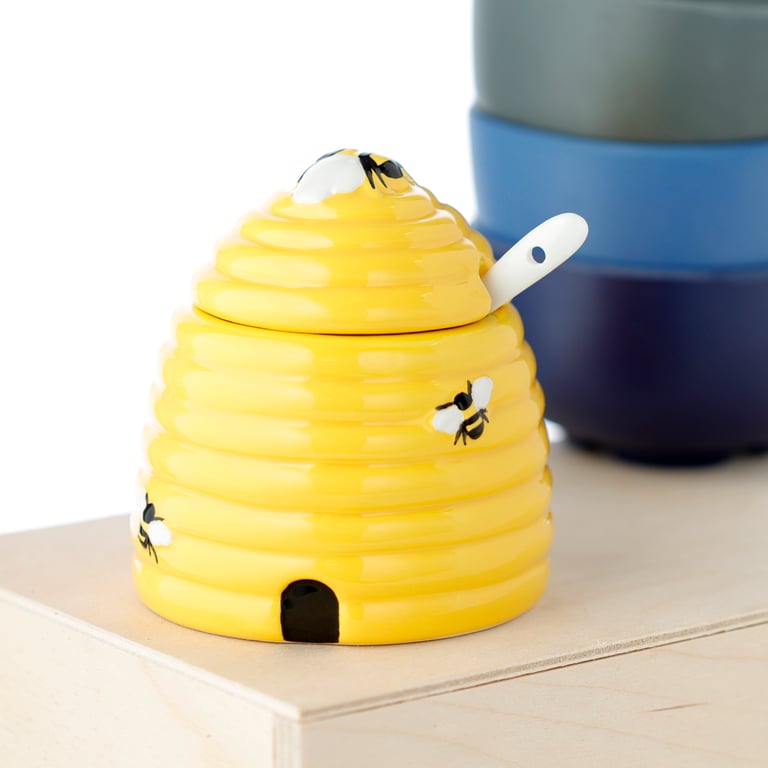 Dolomite Ceramic Beehive Shaped Pot with Lid and Spoon - Food Safe and Durable