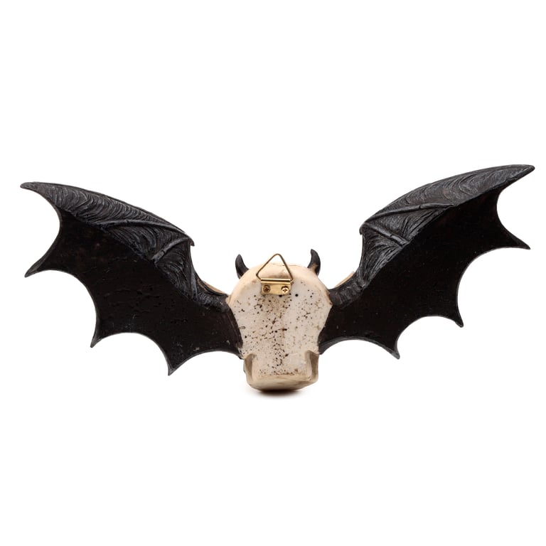 Gothic Devil Bat Skull Resin Wall Plaque - Halloween Decoration