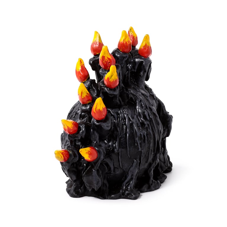 Black Screaming Skull Resin Ornament with Candles & Melted Wax - Halloween Home Decoration