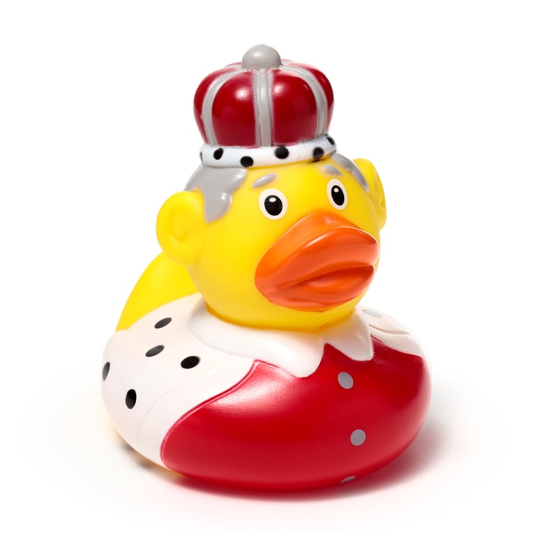 King Duck Vinyl Bath Time Toy - CE/UKCA Marked & EN71 Certified