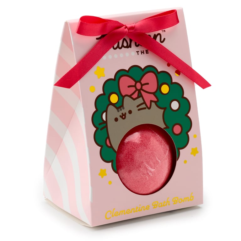 Handmade Christmas Pusheen Bath Bomb - Vegan, Cruelty Free & Palm Oil Free