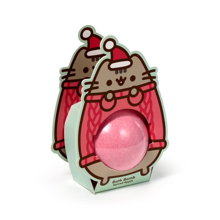 Handmade Christmas Pusheen Cat Bath Bomb - Cruelty-Free & Vegan