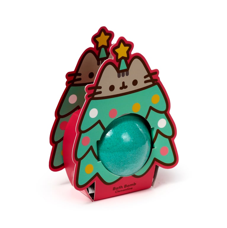Handmade Christmas Pusheen Cat Bath Bomb - Cruelty-Free & Vegan