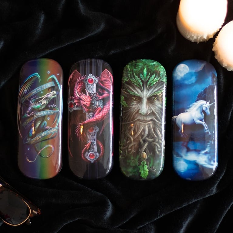 Anne Stokes Gothic Guardian Hard Shell Glasses Case with Microfibre Cloth