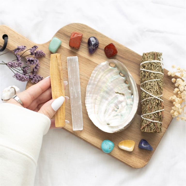 Divine Energy Smudge and Stone Wellness Kit - Crystal Healing Stones and Meditation Set with Abalone Shell Smudge Tool