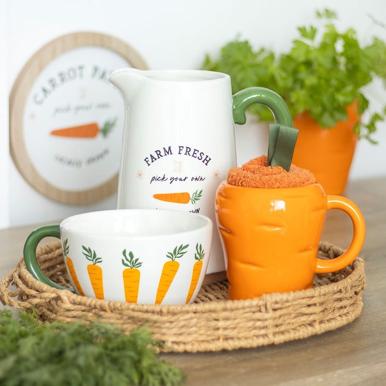 Carrot Shaped Mug and Socks Set - Vibrant Orange Gardening Gift Set