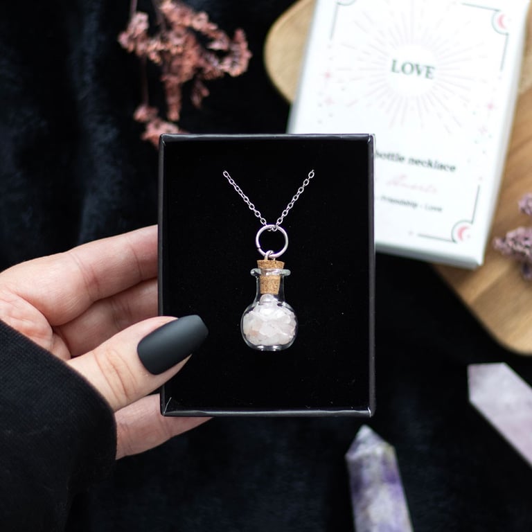 Love Rose Quartz Crystal Chip Potion Bottle Necklace - Attract Love and Confidence with this Spellbinding Accessory