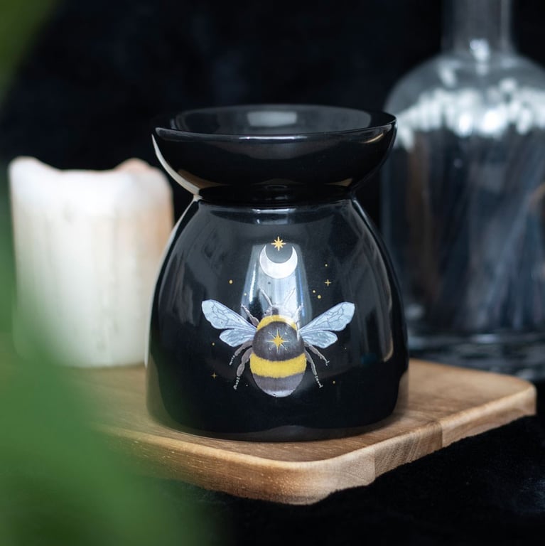 Forest Bee Oil Burner - Enchanting Home Scenting Accessory with Mystical Forest Design and Standard Single Tealight Holder