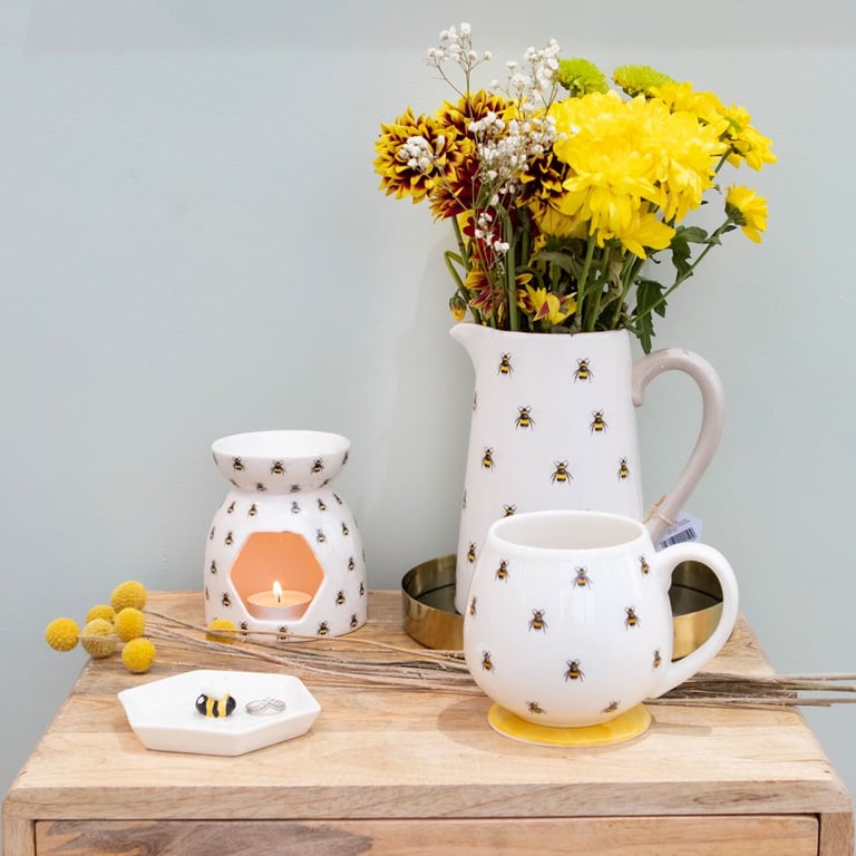 Bee Ceramic Flower Jug - Adorable Bee Pattern Home Decor Vase