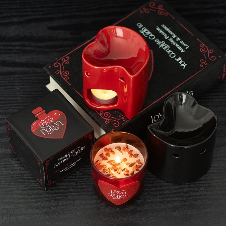 Love Potion Raspberry Crystal Chip Candle - Romantic Scented Paraffin Wax Candle with 20 Hour Burn Time and Red Jasper Chips for Enhanced Passion and Courage.