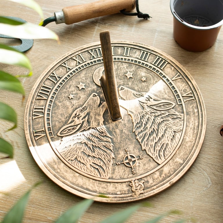 Lisa Parker Howling Wolves Terracotta Rustic Garden Sundial