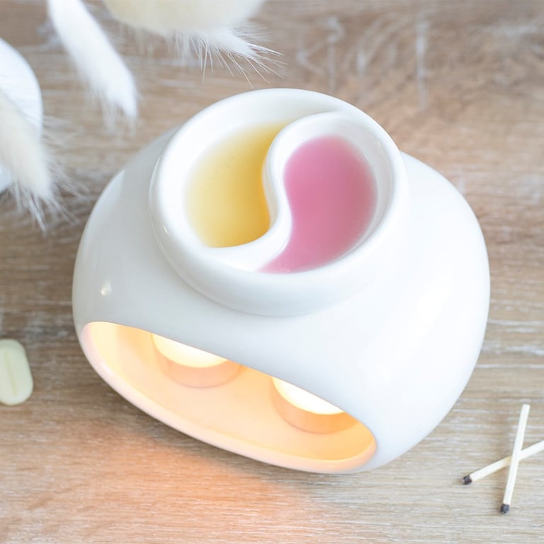 Off White Double Oil Burner - Customisable Home Fragrance Solution