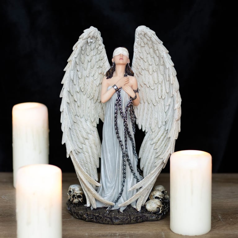 11.5in Resin Blindfolded Angel Figurine - Gothic Home Decor with Skull Accents