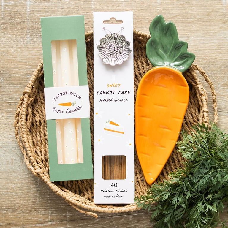 Carrot Cake Incense Sticks Gift Set - 18 Pack with Daisy Holder and Spring Scented Sticks
