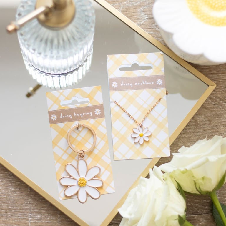 White Daisy Enamel Keyring - Cheerful Flower Power Accessory