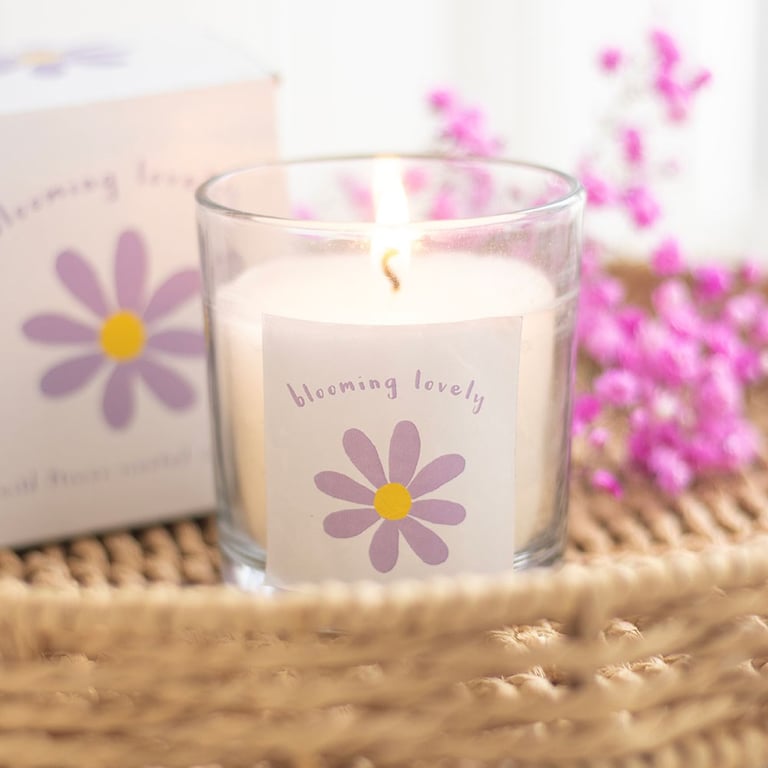 Blooming Lovely 20-Hour Wildflower Scented Paraffin Wax Candle