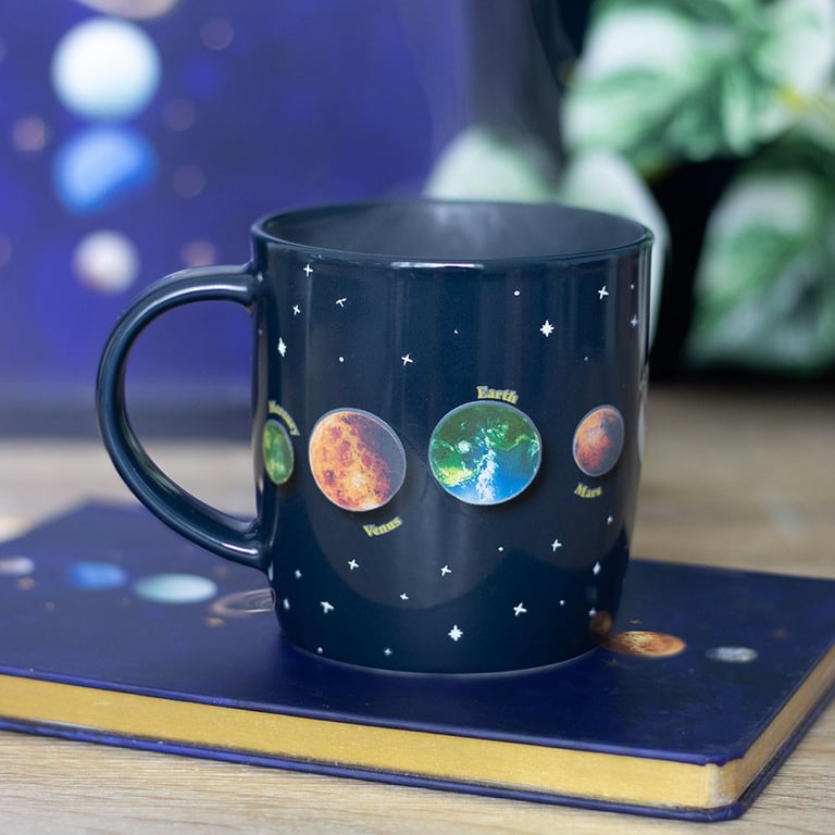 Solar System Heat Changing Mug - 500ml Black Ceramic Design Illuminates with Heat