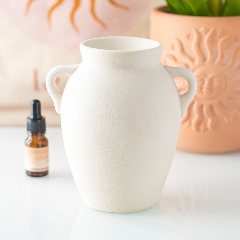 Elegant Urn-Style Oil Burner and Wax Warmer for Home Relaxation