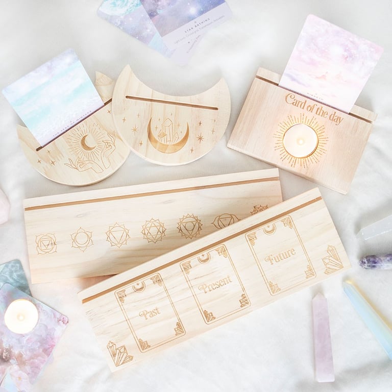 Natural Crystal Crescent Moon Tarot Card Stand - Spiritual Daily Reading Display Holder