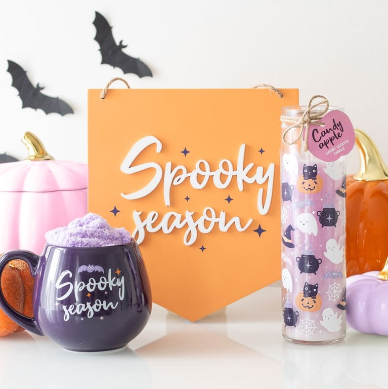 Spooky Season Mug and Socks Set - Pastel Halloween 500ml Ceramic Mug with Cozy Warm Socks for Fall