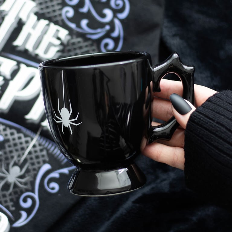 Black Spider Gothic Teacup - Elegantly Dark 400ml Handwash Only Teaware