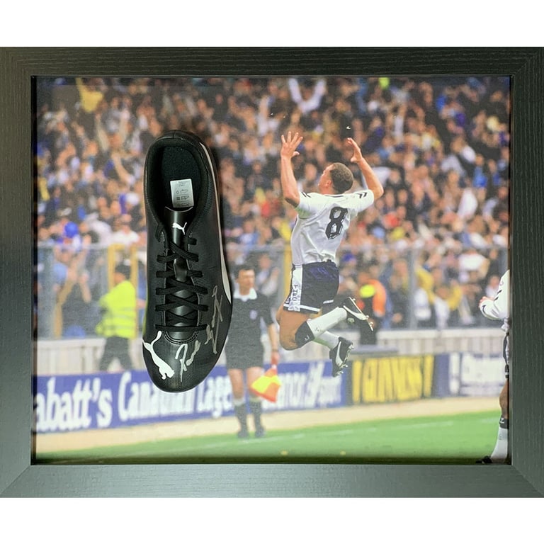 Tottenham Hotspur FC Gascoigne Signed Puma Boot - Framed & Authenticated