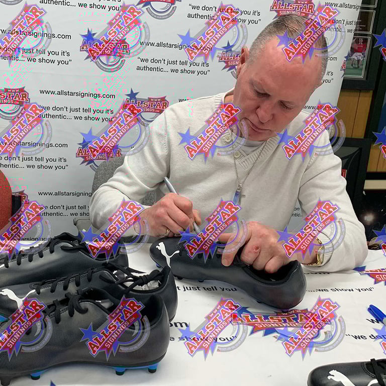 Tottenham Hotspur FC Gascoigne Signed Puma Boot - Framed & Authenticated