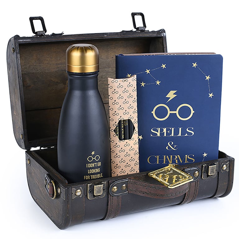 Harry Potter Premium Gift Set - Wooden Hogwarts Trunk with Thermal Bottle & Luxe Accessories