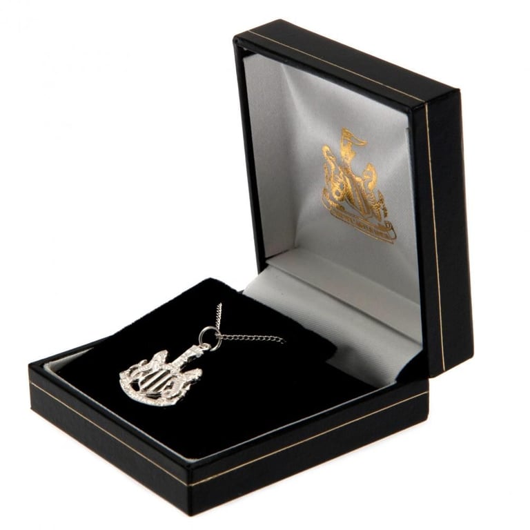 Newcastle United FC Sterling Silver Crested Pendant Necklace with Lobster Clasp Chain