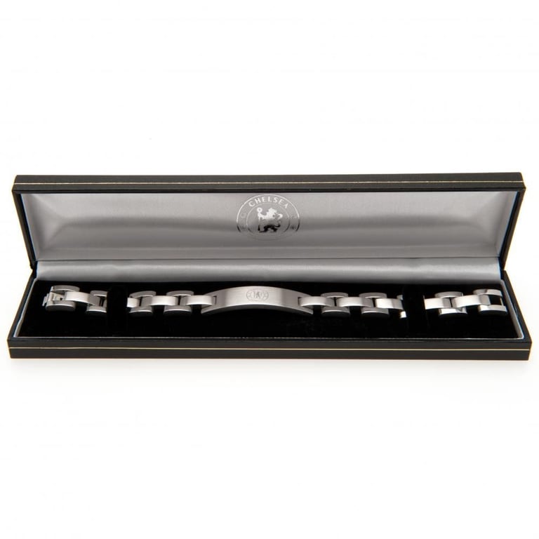 Chelsea FC Stainless Steel Link Bracelet with Club Crest Engraving