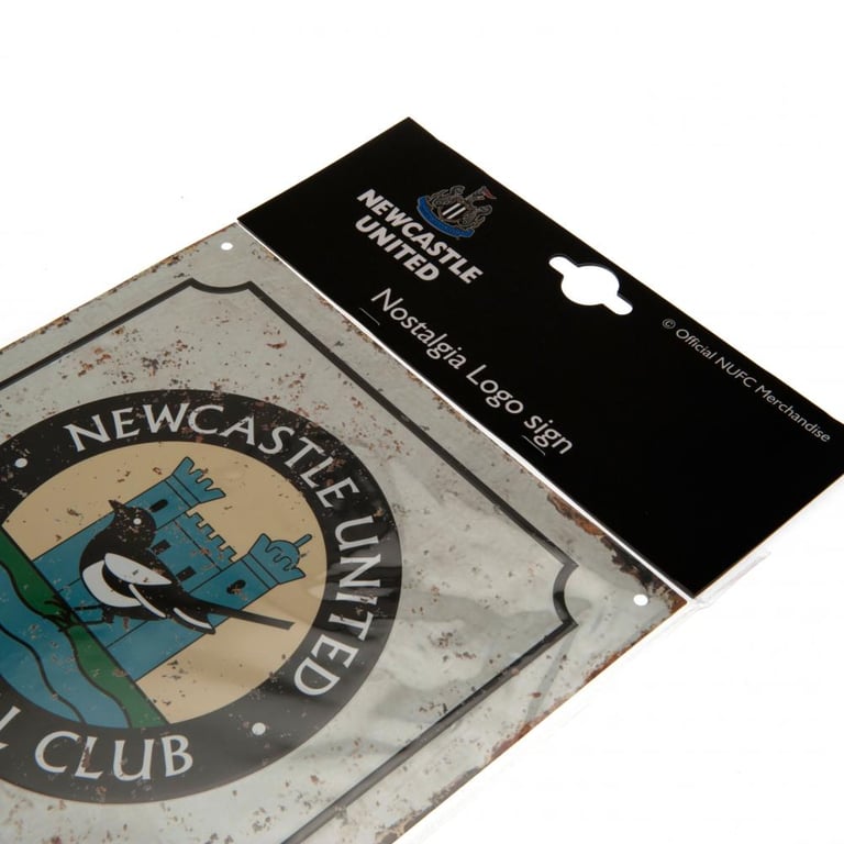 Newcastle United FC Retro Logo Metal Sign - Vintage Crest and Club Established Date Wall Decoration