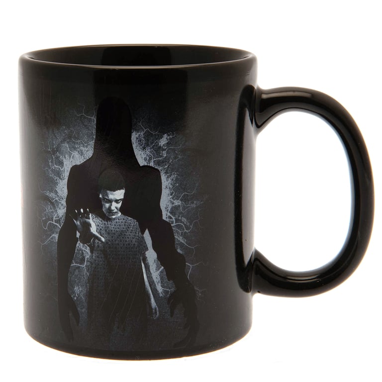 Stranger Things 4 Heat Changing Vecna Mug - Hand Wash Only, Heat Sensitive Artwork of Eleven and Vecna