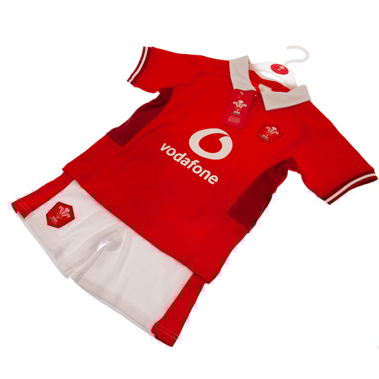 Wales Rugby Home Kit Baby Set 12-18mths Soft Cotton Design