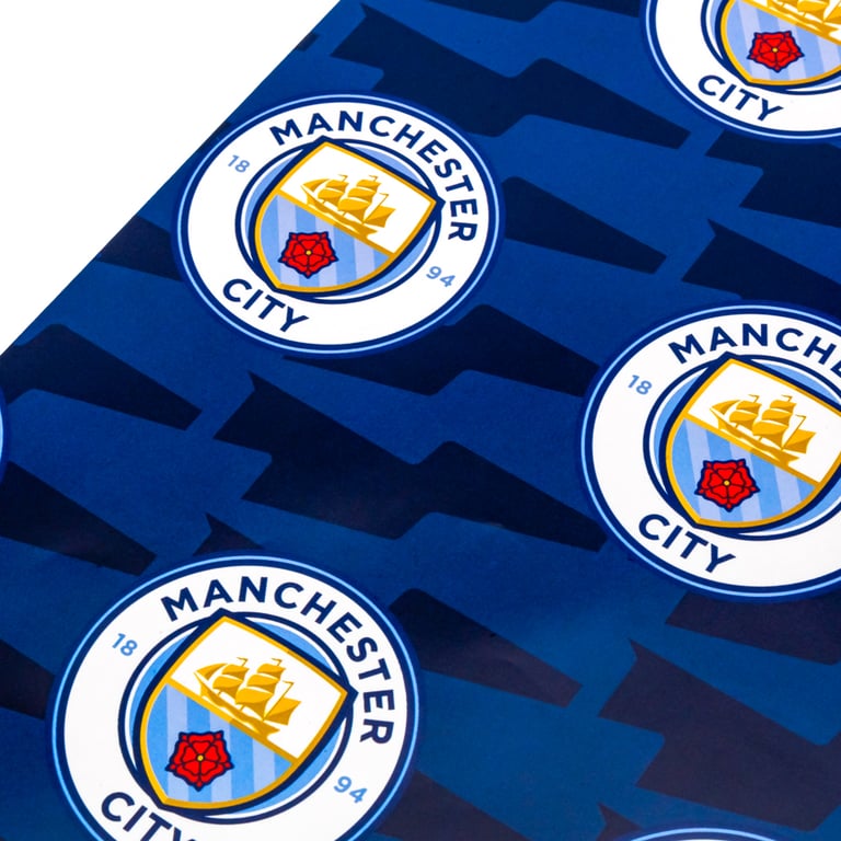 Manchester City FC Text Gift Wrap - 2 Sheets Blue Background Crest Design with Tags