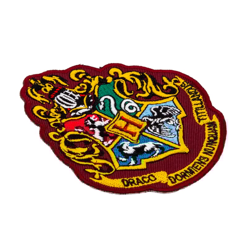 Harry Potter Hogwarts Crest Iron-On Patch - Colourful Wizarding World Decoration