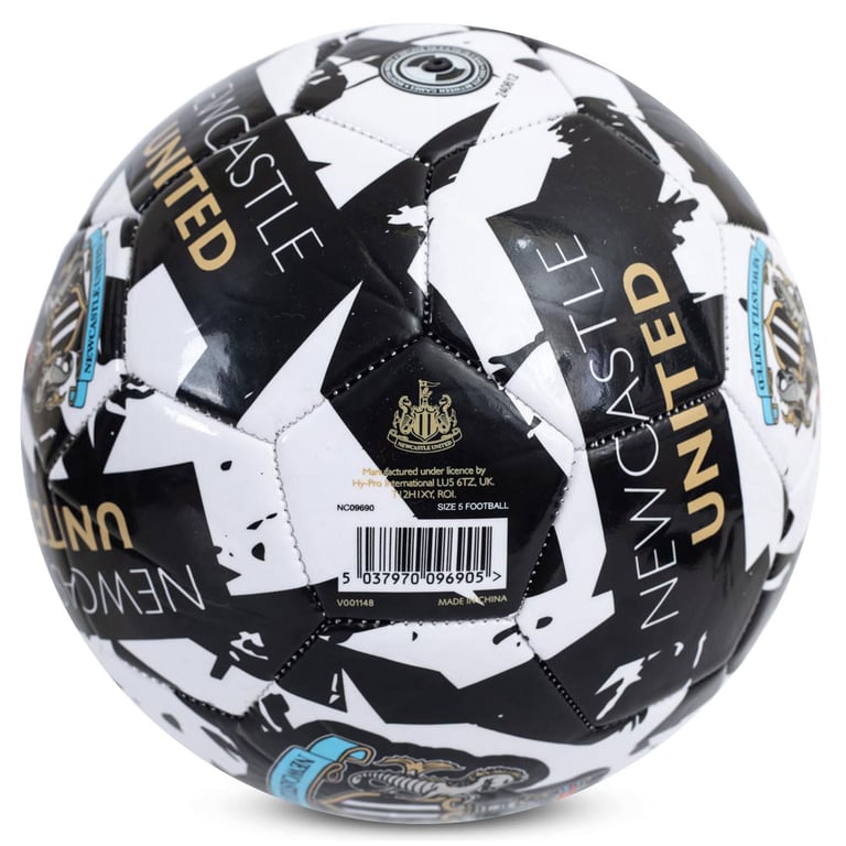 Newcastle United FC Graffiti Design 26-Panel PVC Football Ball