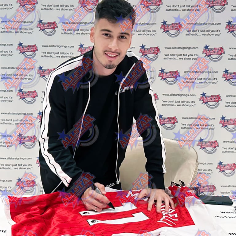 Gabriel Martinelli Signed 2023-2024 Arsenal FC Replica Shirt (Framed)