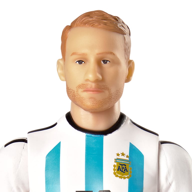 Argentina Mac Allister 20cm Articulated Soccer Player Action Figure with Football Accessory